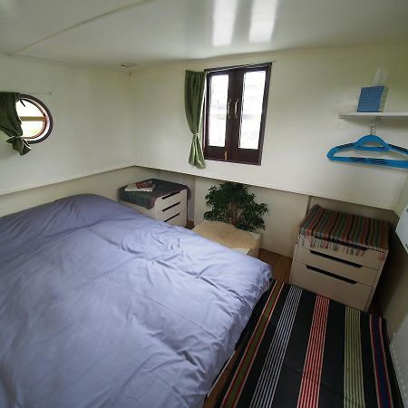 Roisin Dubh Houseboat Hotel Sallins Luaran gambar