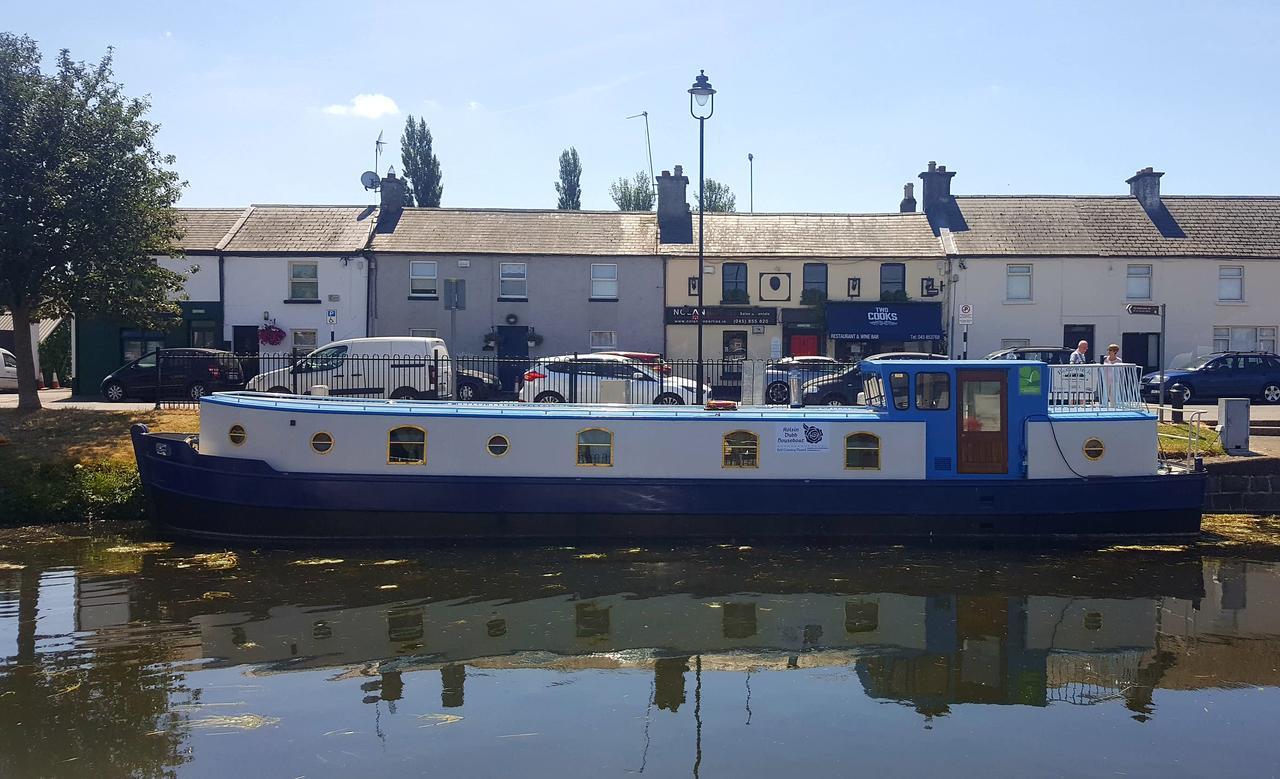 Roisin Dubh Houseboat Hotel Sallins Luaran gambar